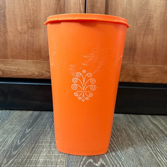 Vintage Tupperware Servalier Canisters – Set of 4 - Picture 5 of 16